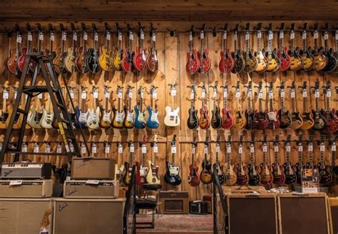 Does Guitar Center Do Repairs: Exploring the Melodic Maze of Instrument Maintenance